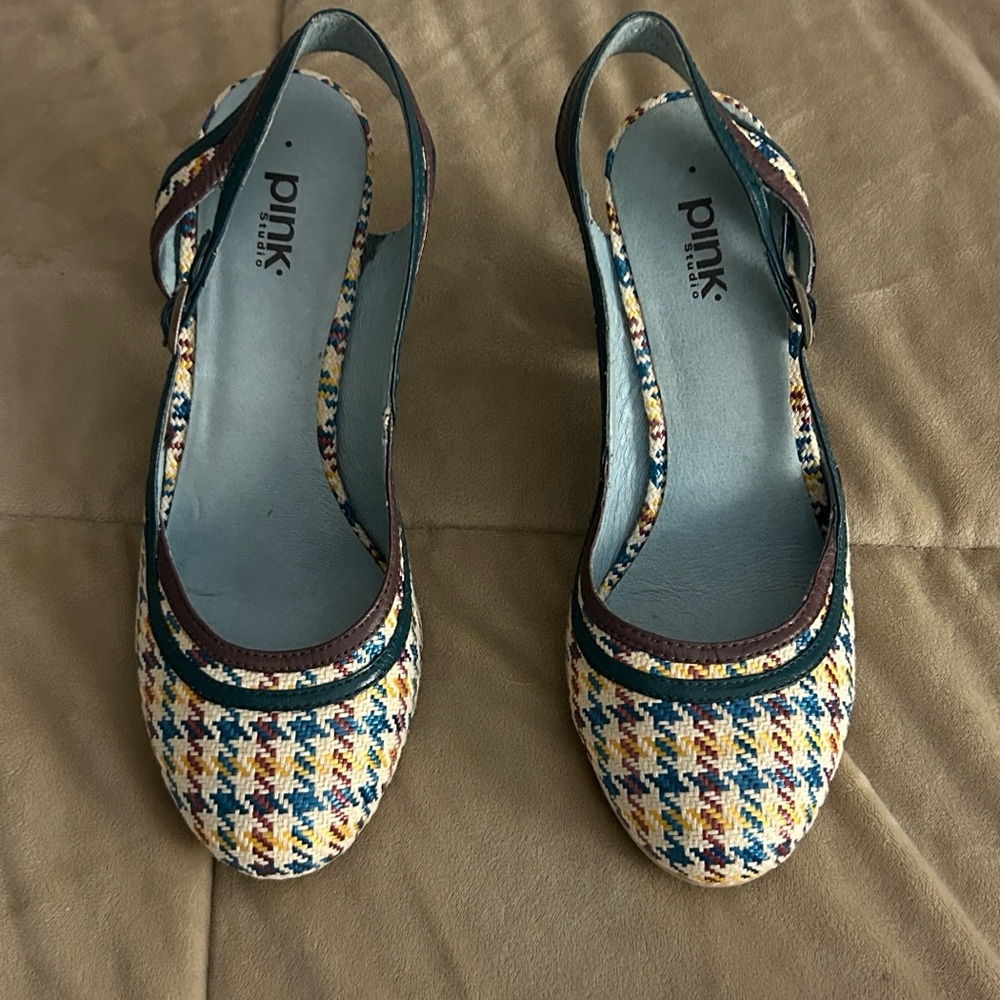 Colorful Houndstooth Slingback Heels